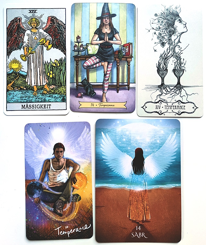 Tarot unterschiedliche Karten der Mässigkeit
